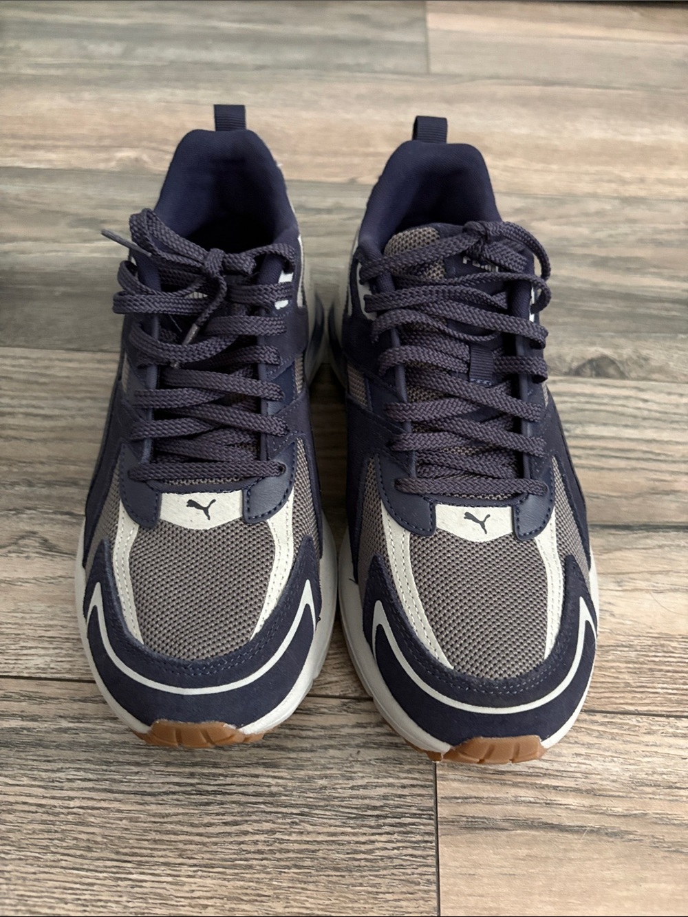 Puma navy and gray chunky athletic sneakers